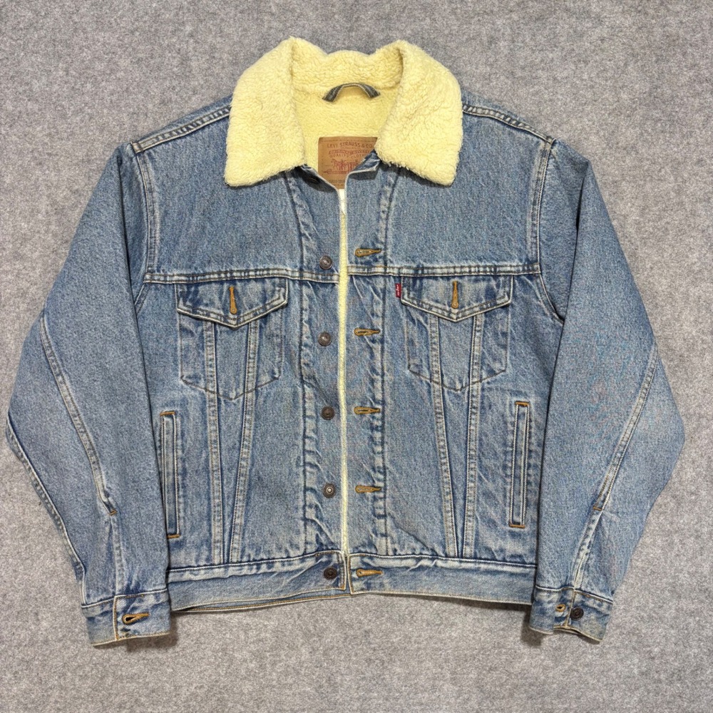 Levis Relaxed Trucker Jacket Mens Small Light Wash Denim Sherpa Lined 70520-0315